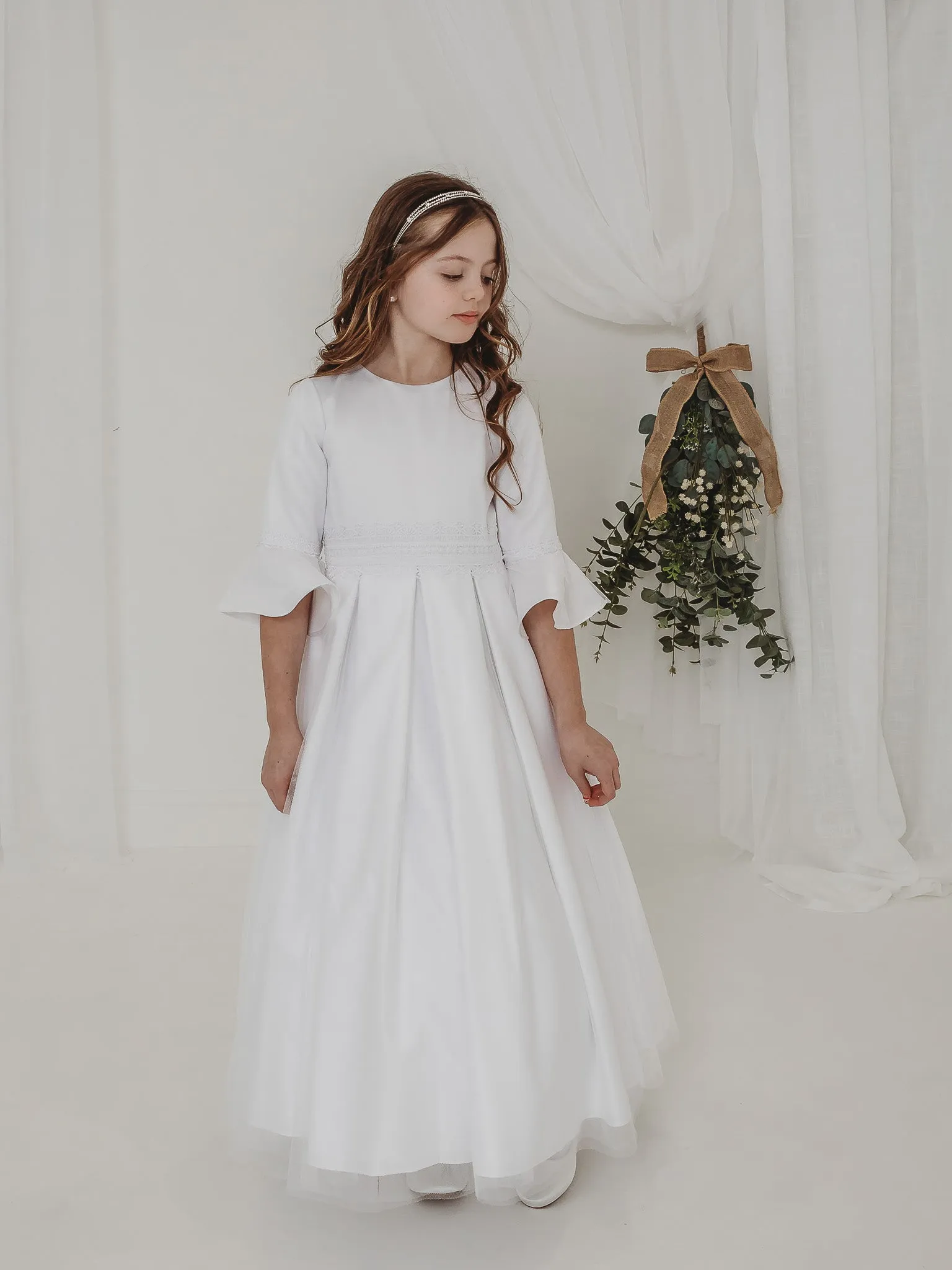 'Ines' White Lace Fluted Sleeve Communion Dress