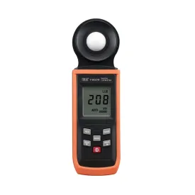 VAR TECH V 6610B Digital Lux Meter