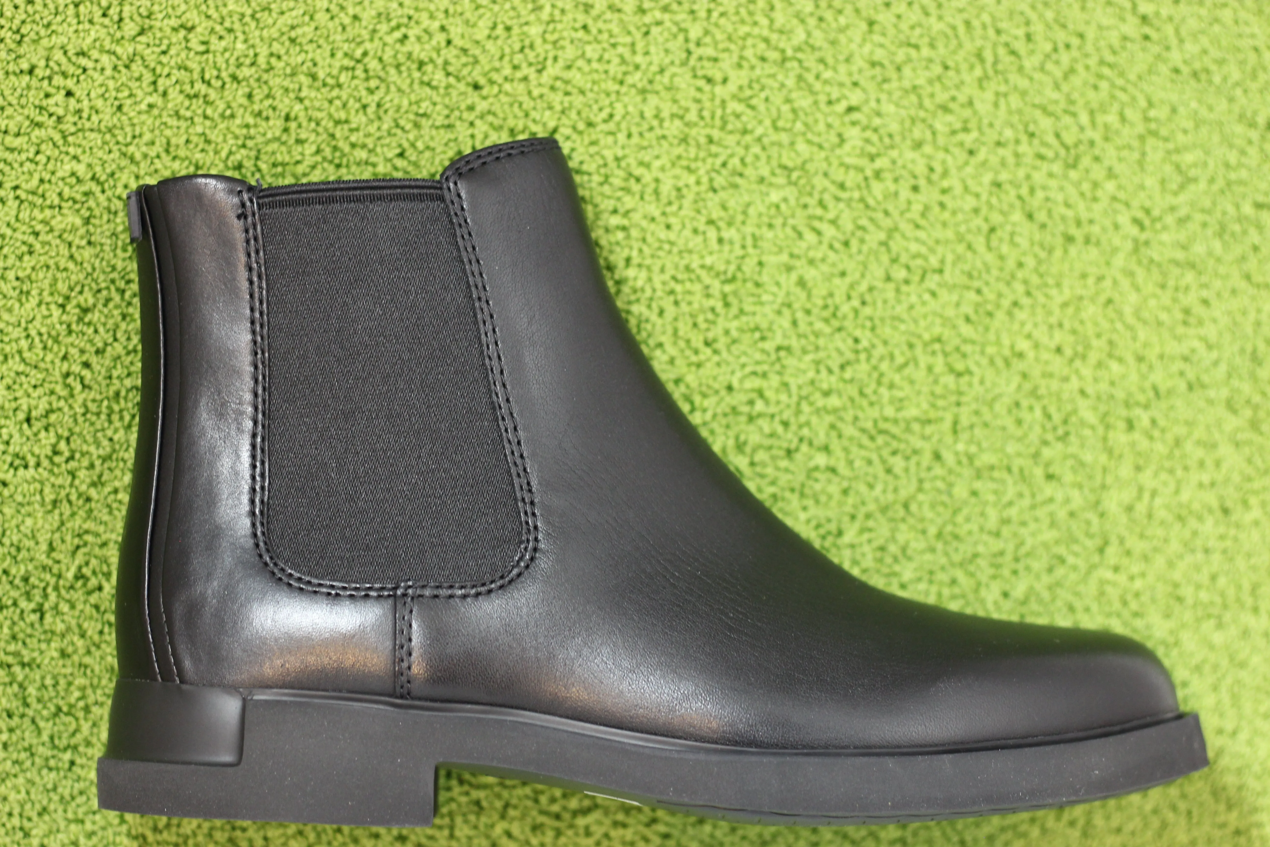 Womens Iman Chelsea Boot - Black Leather